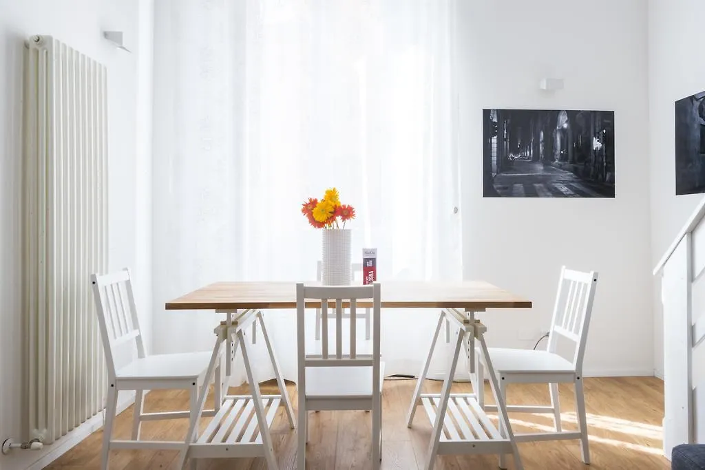 Miavia Apartments - San Martino Μπολόνια Ιταλία
